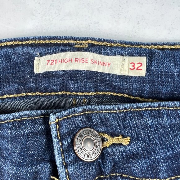 Levi's Jeans Women's 32 721 High Rise Skinny Fit Dark Blue Faded Stretch Denim - Picture 6 of 16